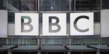 बीबीसी के दिल्ली दफ्तर पहुंचे आयकर विभाग के अधिकारी, सर्च और सर्वे जारी