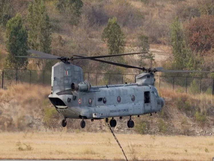 UP से गायब हुआ चिनूक हेलीकॉप्टर का मॉडल? रक्षा मंत्रालय ने बताई सच्चाई