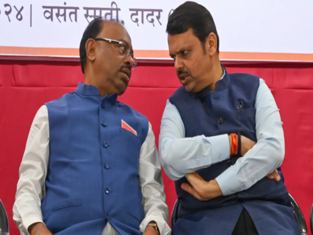 'मोदी फैक्टर' से मोहभंग, अब महाराष्ट्र में नए रास्ते तलाश रही बीजेपी