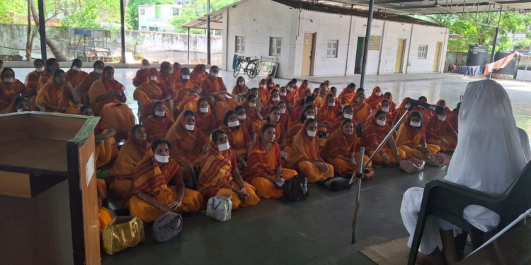 पालघर महिला मंडल द्वारा आचार्य तुलसी की महाप्रयाण दिवस पर विसर्जन दिवस का सफल आयोजन