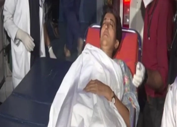 जल के लिए अन्न छोड़े बैठीं आतिशी की तबीयत बिगड़ी, कराना पड़ा भर्ती