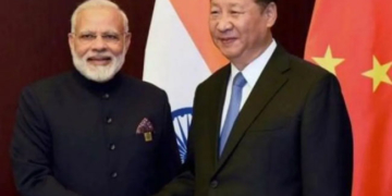 प्रधानमंत्री मोदी और शी जिनपिंग की ब्रिक्स शिखर सम्मेलन में द्विपक्षीय बैठक