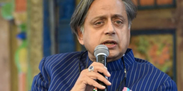 शशि थरूर