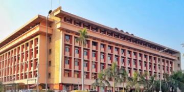 रेल मंत्रालय ने प्रयागराज में ‘वॉर रूम’ से महाकुंभ यात्रा की निगरानी शुरू की