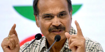 अधीर रंजन चौधरी का ममता बनर्जी पर हमला, तुष्टीकरण की राजनीति का आरोप