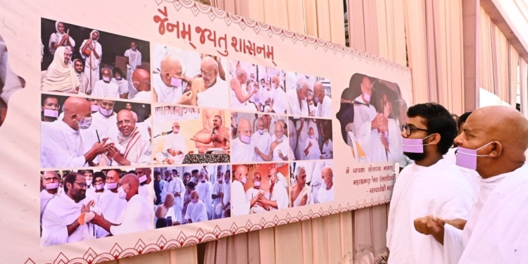 विषयों से चिपकता है आसक्त आदमी : शांतिदूत आचार्यश्री महाश्रमण