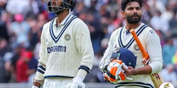 बॉयकॉट ने स्टोक्स को लताड़ा, जडेजा-सुंदर का दिया साथ