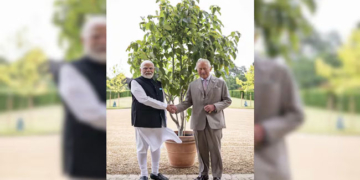 किंग चार्ल्स से मिले पीएम मोदी, भेंट किया ‘एक पेड़ माँ के नाम’ का पौधा