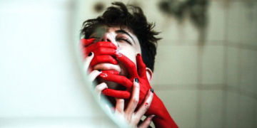 महिला टीचर ने नाबालिग छात्र का किया यौन शोषण