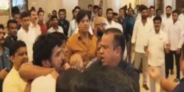 विधानसभा में भाजपा-राकांपा विधायकों की झड़प