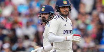 21वीं सदी का रिकॉर्ड: विदेश में दो भारतीयों के 500+ रन