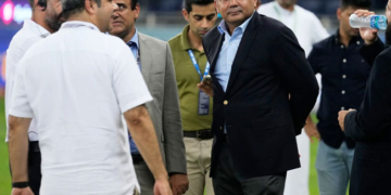 पाकिस्तान ने चोरी की ट्रॉफी और भारत के मेडल!