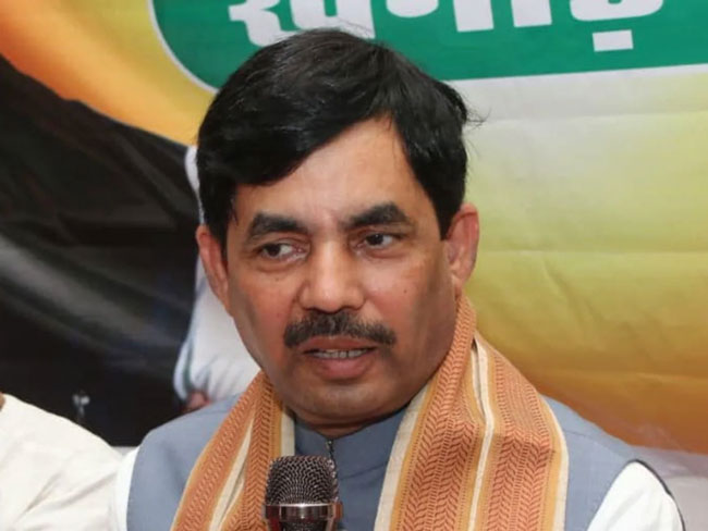हिंदू-मुस्लिम से ऊपर उठकर राजनीति, शाहनवाज ने दी नई परिभाषा