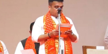 गुजरात में नई टीम तैयार : हर्ष सांघवी उपमुख्यमंत्री बने, दो साल पहले चुनाव से बड़ा बदलाव