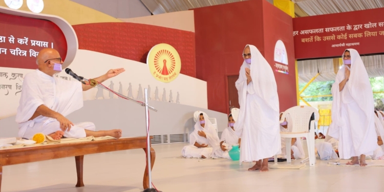 आसक्ति छोड़ अनासक्ति की दिशा में हो प्रस्थान : शांतिदूत आचार्यश्री महाश्रमण