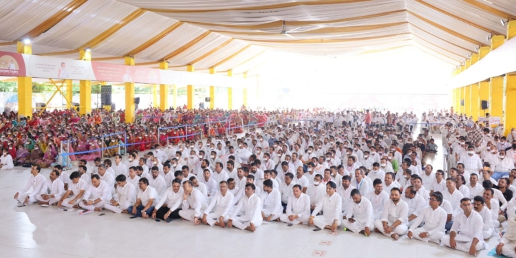 आसक्ति छोड़ अनासक्ति की दिशा में हो प्रस्थान : शांतिदूत आचार्यश्री महाश्रमण