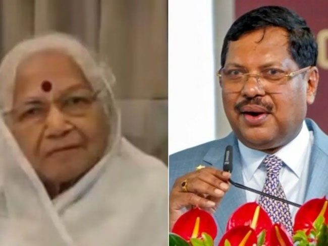 सीजेआई गवई पर जूता फेंकने पर मां ने की निंदा, शांतिपूर्ण समाधान का किया आह्वान