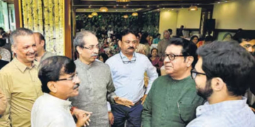 मातोश्री पर 40 मिनट की मुलाकात, उद्धव-राज गठबंधन पर सियासी सुगबुगाहट