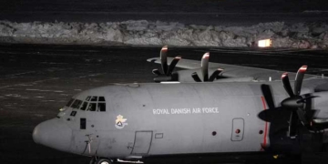 ग्रीनलैंड विवाद गहराया: यूरोप ने भेजे सैनिक, अमेरिका अडिग