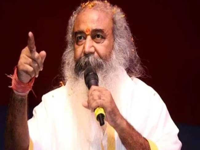 हिंदुत्व मुद्दे पर गरमाई राजनीति, आचार्य प्रमोद कृष्णम ने विपक्ष को घेरा