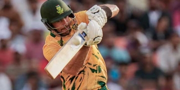 दक्षिण अफ्रीका ने वेस्टइंडीज को 9 विकेट से हराया