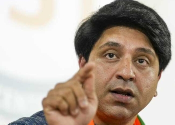 ‘मेरी मां पर जानबूझकर चलाई गई कार’—शहजाद पूनावाला का आरोप