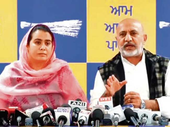 2027 चुनाव से पहले ‘ऑपरेशन लोटस’ की गूंज, आरोप–प्रत्यारोप का दौर