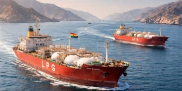 दो भारतीय जहाज स्ट्रेट ऑफ होर्मुज पार करने में सफल, शुल्क की अफवाहों को ईरान ने खारिज किया