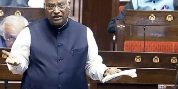 पाकिस्तान पर खरगे का हमला: अफगान अस्पताल पर हवाई हमले की कड़ी निंदा