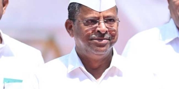 विवादित वीडियो: किन्नर के साथ कथित अश्लील हरकत, मंत्री नरहरी झिरवल पर विपक्ष का प्रहार