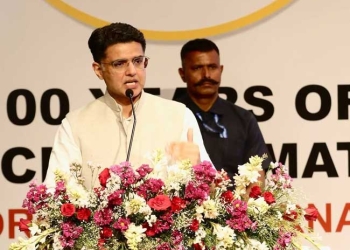 नेता ही नहीं, अधिकारियों के बंगले भी सवालों के घेरे में: सचिन पायलट