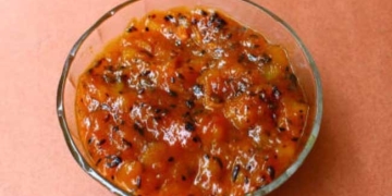 राजस्थानी आम की चटनी – स्वाद, परंपरा और मिट्टी की खुशबू का संगम