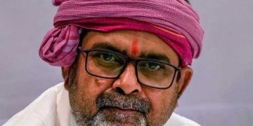 कभी भी फूट सकती है हिंसक स्थिति,अवध ओझा ने किया दावा