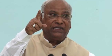 ‘झूठा प्रचार कर रही सरकार’—मल्लिकार्जुन खरगे का केंद्र पर तीखा हमला