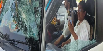 प्रचार के आखिरी दिन बंगाल में बवाल, मिताली बाग के काफिले पर हमला