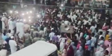 बंगाल में मतदाता सूची विवाद: 7 अधिकारी 8 घंटे घेराव में, NH‑12 जाम