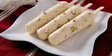 मलाईदार रबड़ी कुल्फी: घर पर स्वाद का जादू