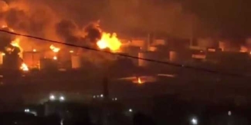 ऊर्जा ठिकानों पर बढ़ते हमले, रूस की रिफाइनरी बनी निशाना