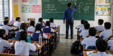 गाजियाबाद में निजी स्कूलों के शिक्षकों की होगी योग्यता जांच, शासन ने दिए सख्त निर्देश