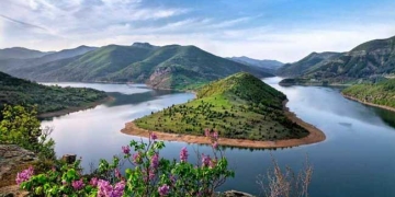बजट में सुकून: भारत की 7 ऑफबीट समर डेस्टिनेशंस