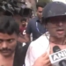 अभिषेक बनर्जी की पिटाई, लोगों ने कपड़े फाड़े