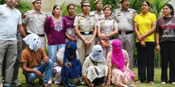 दिल्ली में नवजात तस्करी गिरोह का भंडाफोड़, 13 गिरफ्तार