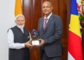 प्रधानमंत्री मोदी को सेशेल्स में ‘गार्डियन ऑफ द ब्लू होराइजन’ सम्मान