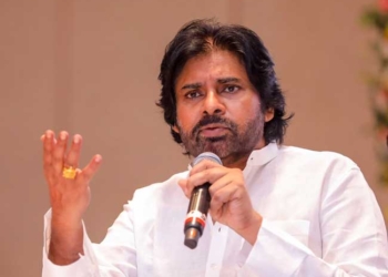 17 साल की उम्र में नक्सल सोच की ओर झुके पवन कल्याण, चिरंजीवी ने रोका