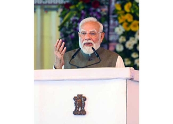 नागरिक केंद्रित शासन पर पीएम मोदी का जोर, आईएएस प्रशिक्षुओं से संवाद