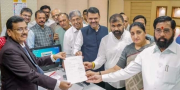 उद्धव ठाकरे को एक और बड़ा झटका, सचिन अहीर शिंदे की शिवसेना में शामिल