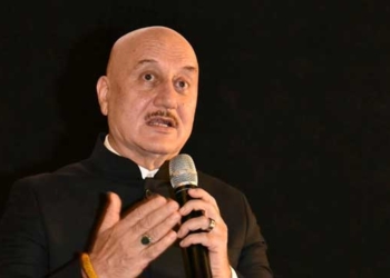 अनुपम खेर का दो टूक जवाब, ट्रोलिंग और नसीरुद्दीन विवाद पर रखी बात