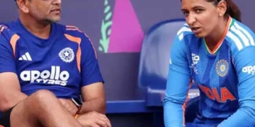 भारतीय महिला टीम पर संकट? हरमनप्रीत और कोच को लेकर उठी बड़ी बहस