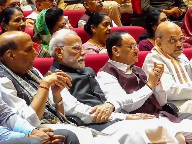 भाजपा का सियासी प्लान तैयार, मुख्यमंत्री पद के चेहरे का ऐलान नहीं करेगी पार्टी