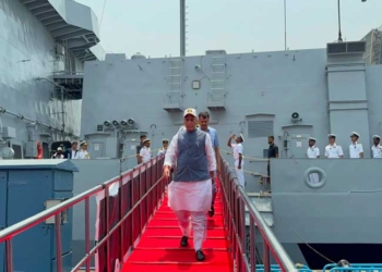 राजनाथ सिंह: आईएनएस महेंद्रगिरि से बढ़ेगी भारत की समुद्री ताकत, आंध्र बन रहा रक्षा हब